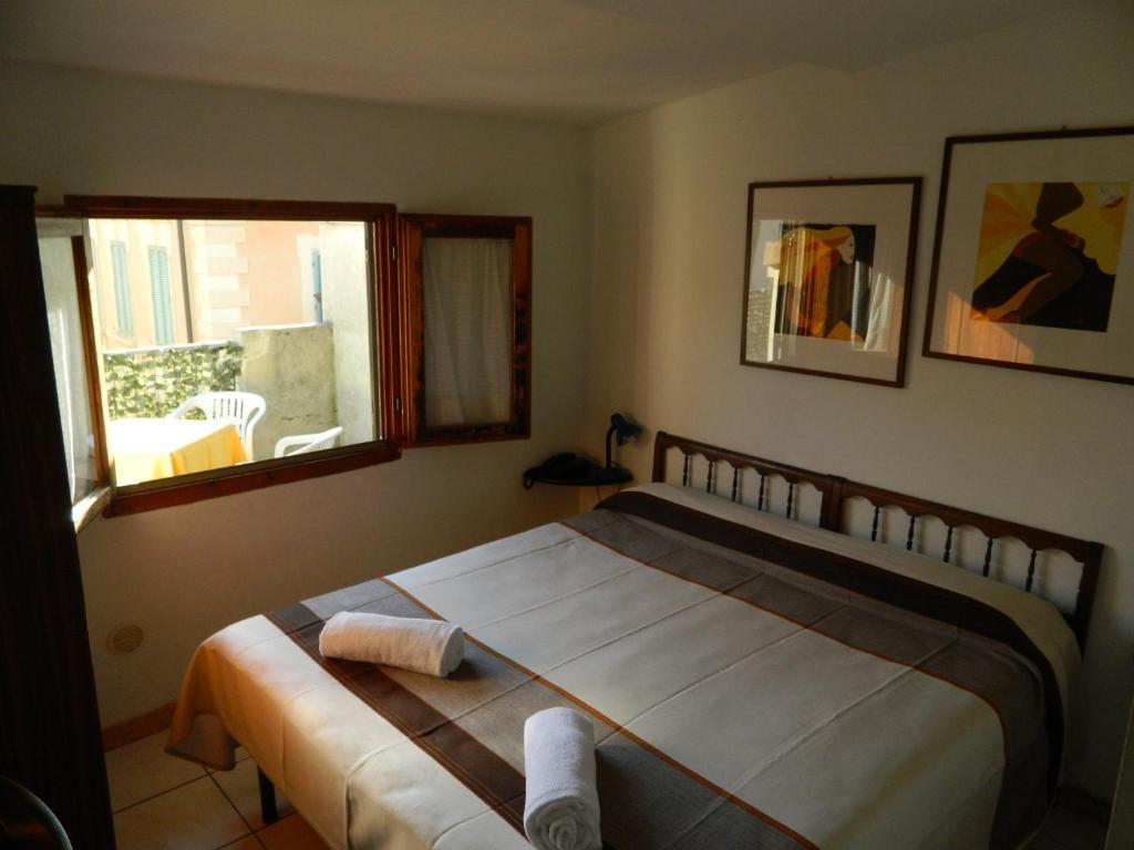 Ely 2* Viareggio