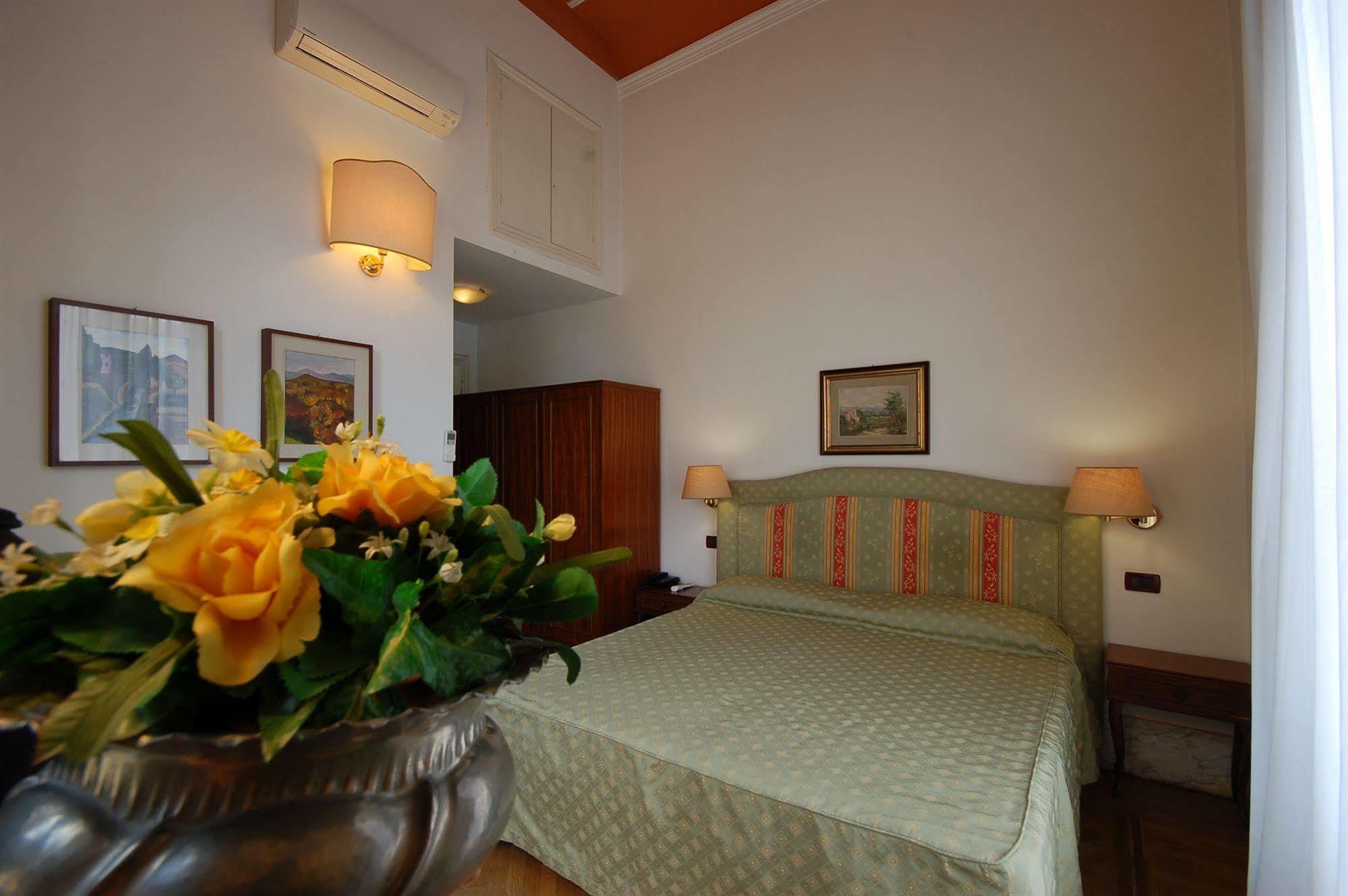 Ely Hotel Viareggio
